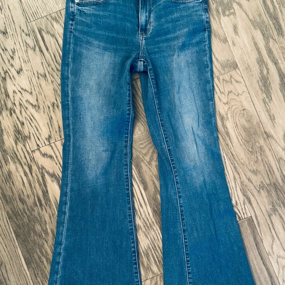 American Eagle flare jeans 6 as new - Picture 2 of 8